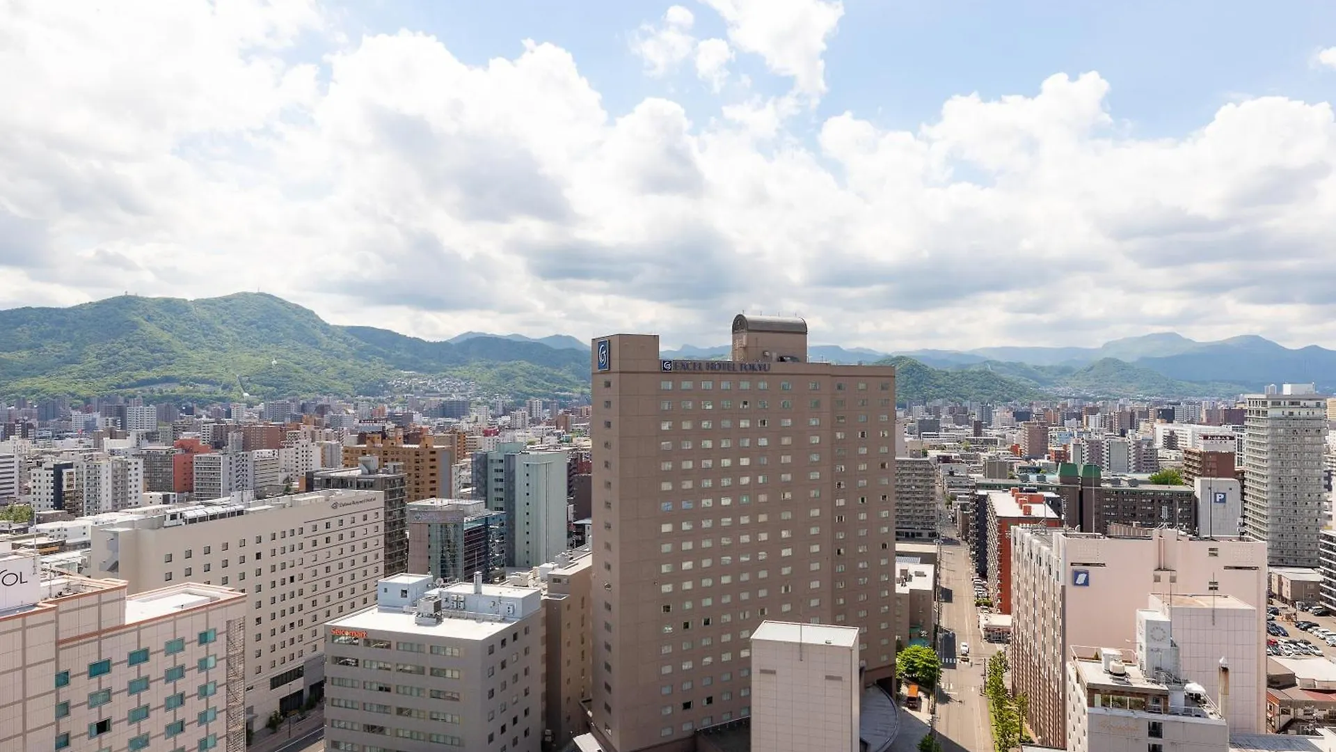 Ams Tower - Sapporo Susukinoアパートメント